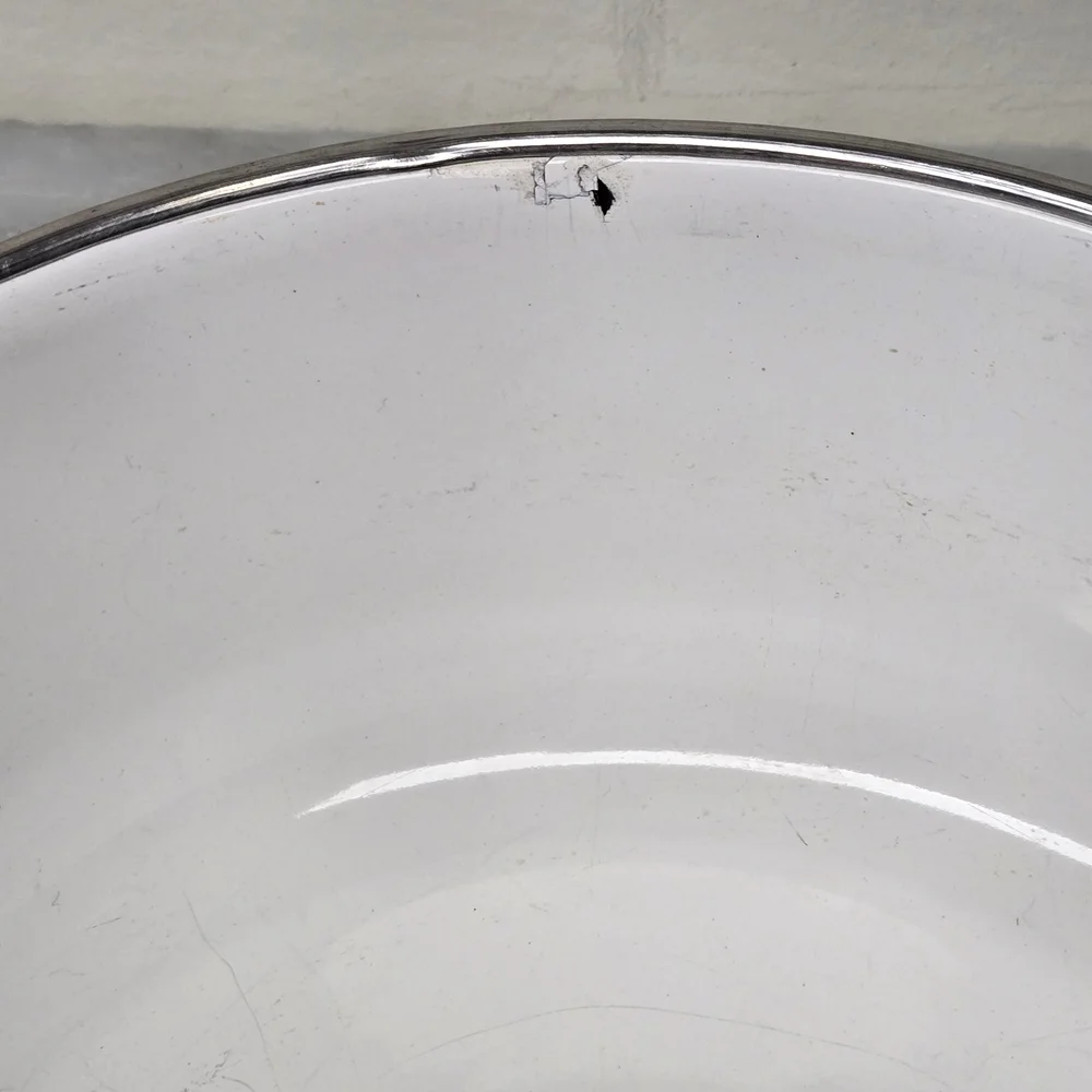 Vintage Kobe Enamelware Tulip Nesting Mixing Bowls, Cottagecore, Metal, Set of 2